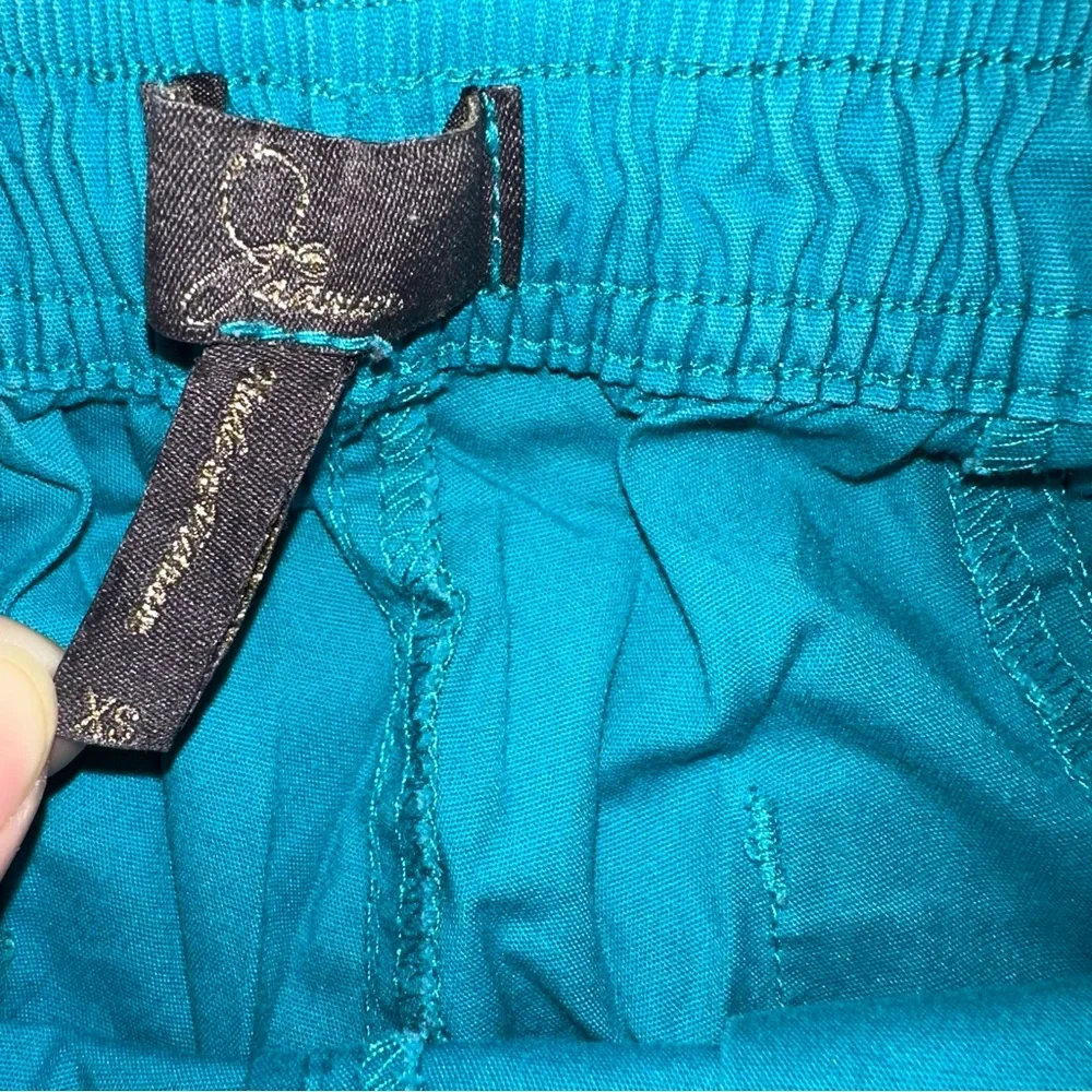 Jaanuu Turquoise Scrub Set - Picture 10 of 16